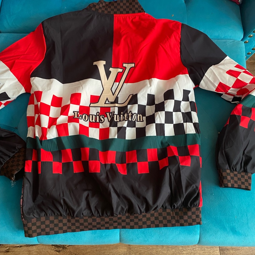 Cute jacket - Picture 2 of 3